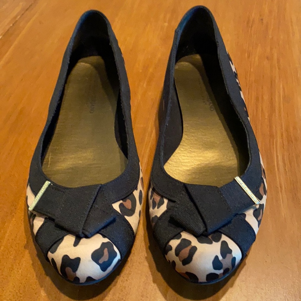 Beautiful Christian Siriano leopard print flats